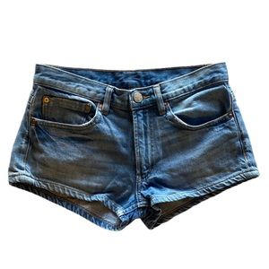 BDG Girls Denim 25W Short Mid Rise Distressed Shorts Excellent Condition!